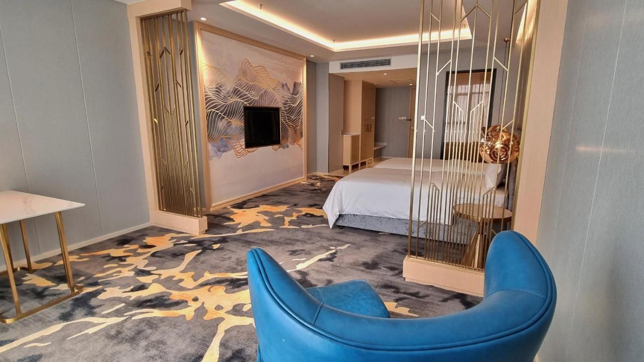Won Majestic Hotel Cambodia Сиханоуквил Екстериор снимка