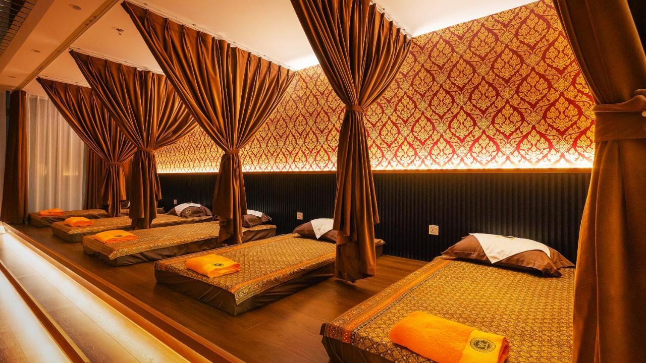 Won Majestic Hotel Cambodia Сиханоуквил Екстериор снимка